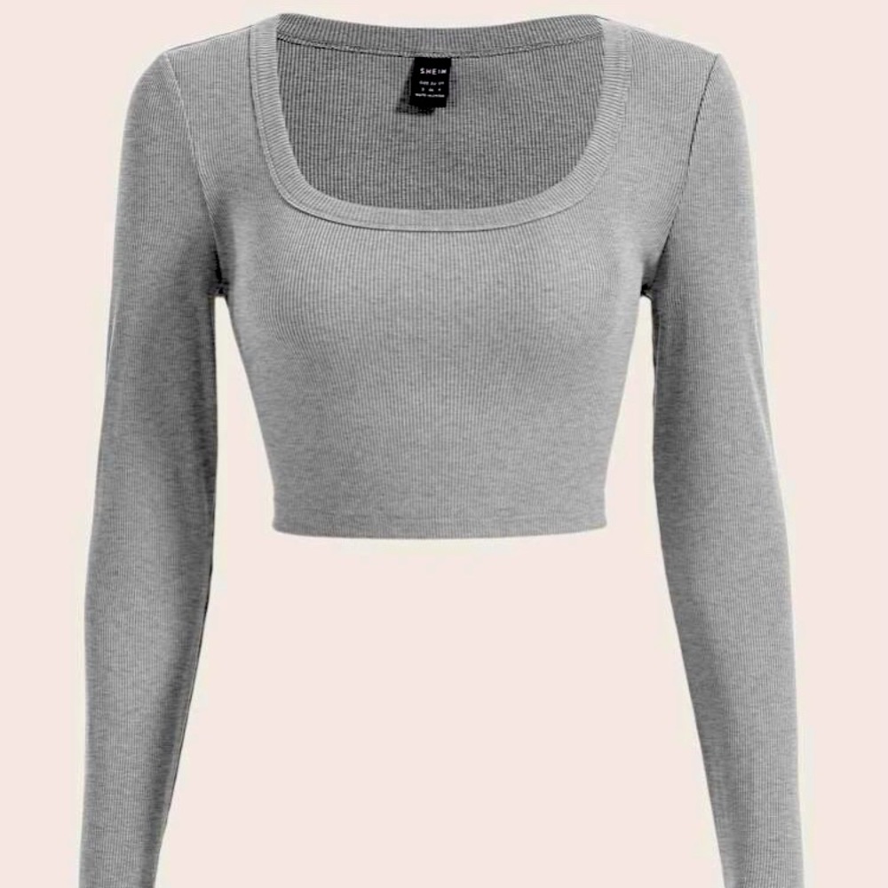SHEIN EZwear Scoop neck Crop Tee (Gray)     Medium